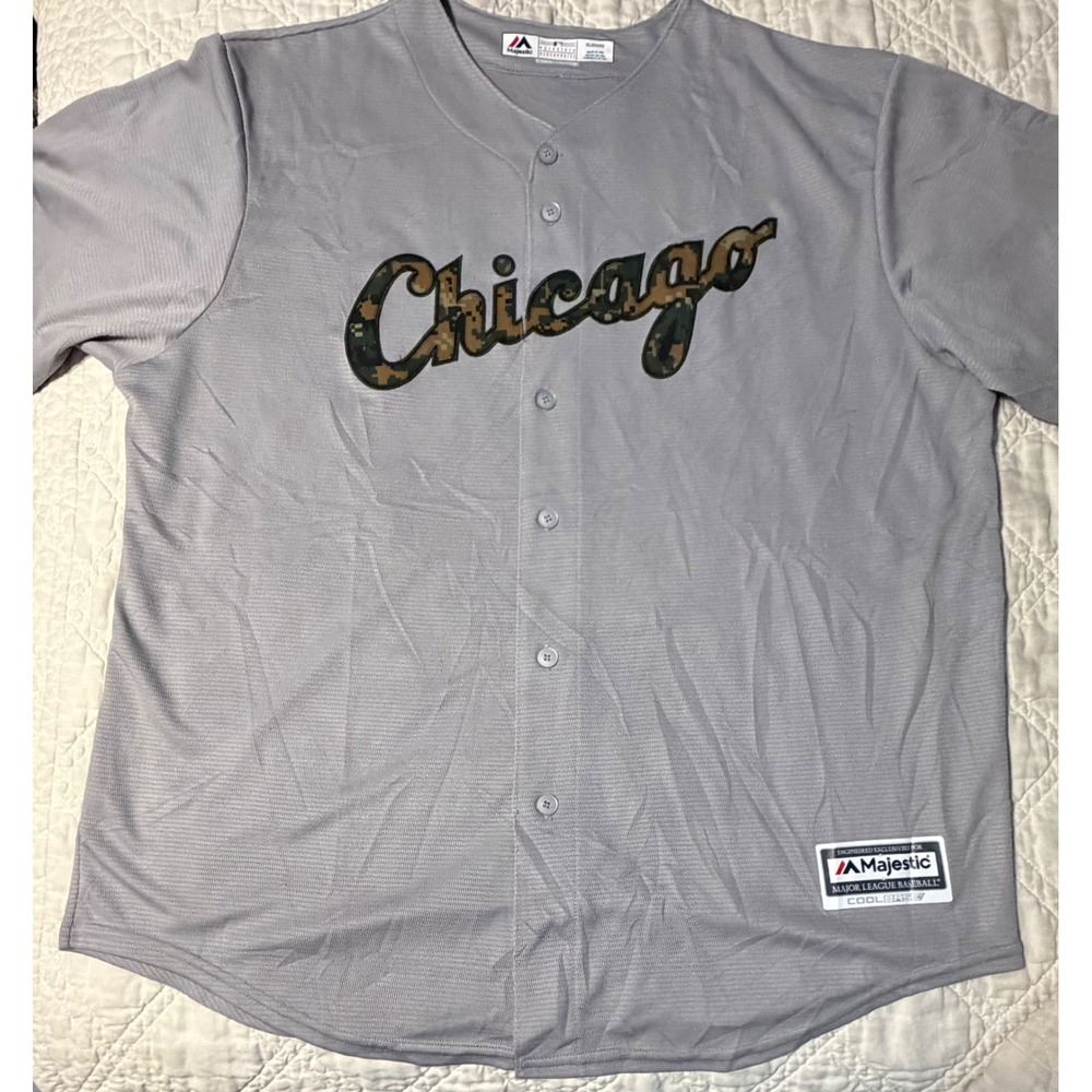 Majestic Chicago cubs Baseball Jersey Mens XL Grey Camo Cool Base Button Up